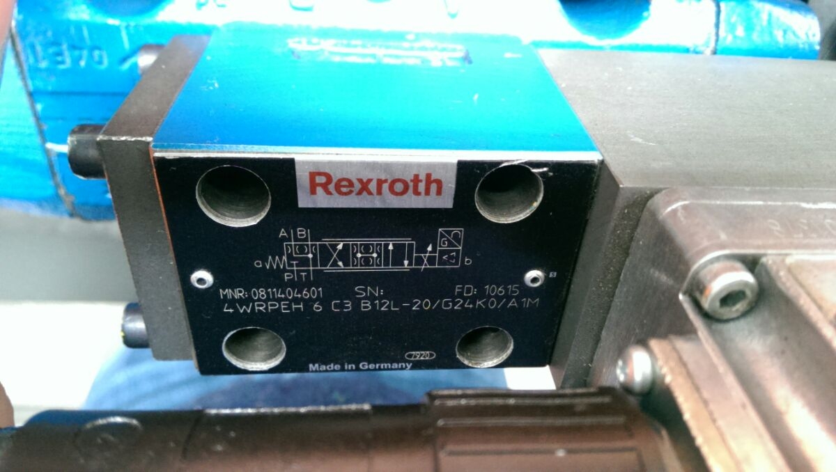 Гидравлические клапаны и насосы из Китая bosch,parker,Rexroth,VICKERS,moog